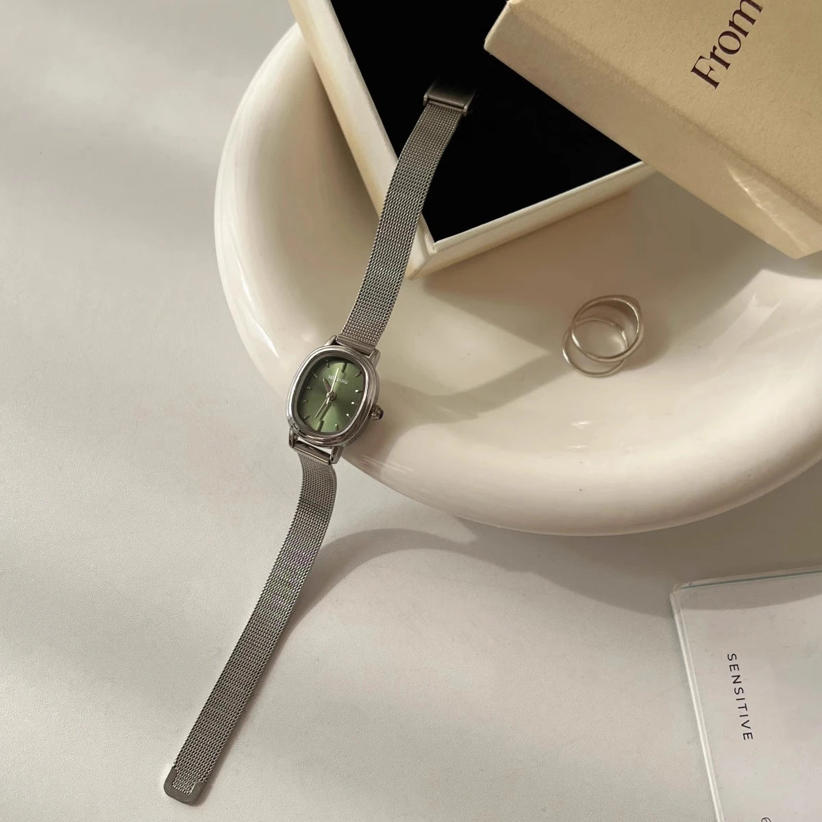 New Elliptic Watch Women Retro Fashion Ladies Quartz Wrist Watch Student Simplified Net Belt Watch Relojes Para Mujer Montre Your Shop Mania