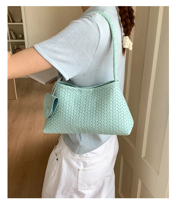 Casual Large Capaci Woven Bag Women's Summer Versatile Single oulder Underarm Bag Sli Buet Bag Briti Sle Handbag Your Shop Mania