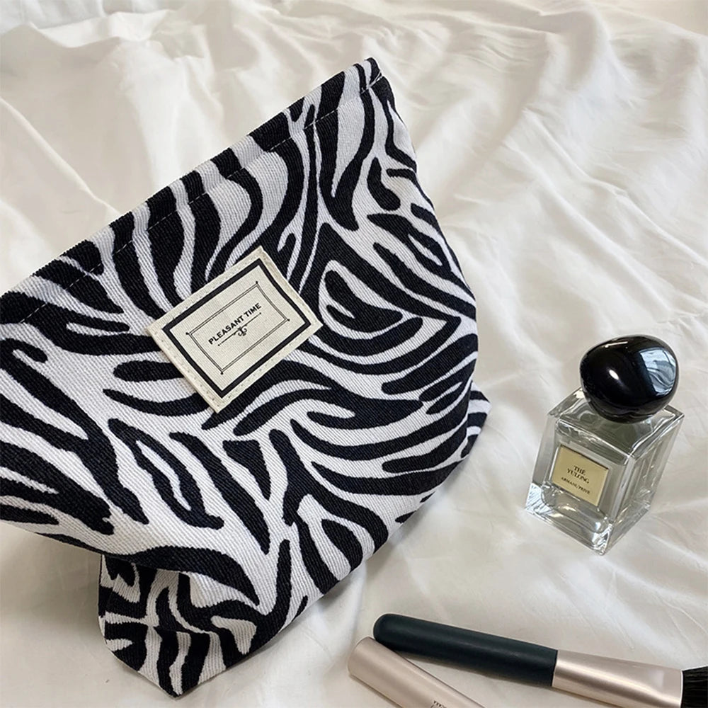 Fashion leopard print zebra print makeup bag, wash bag, women's handbag, hand-held bag, convenient large capacity storagebag-A-D Your Shop Mania