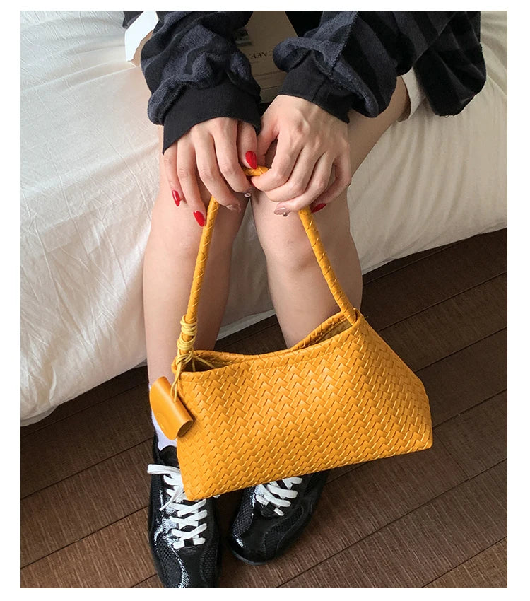 Casual Large Capaci Woven Bag Women's Summer Versatile Single oulder Underarm Bag Sli Buet Bag Briti Sle Handbag Your Shop Mania