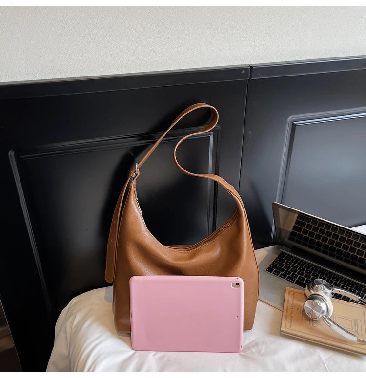 Fall New Large Capaci Pure Color Soft Leather Tote Bag Women's Versatile Single oulder Underarm Bag for Commuting And o... Your Shop Mania